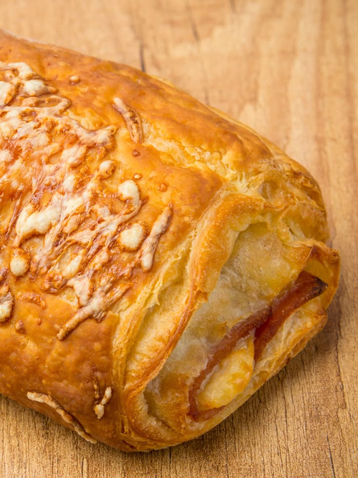 PAIN AU JAMBON DINDE ET FROMAGE